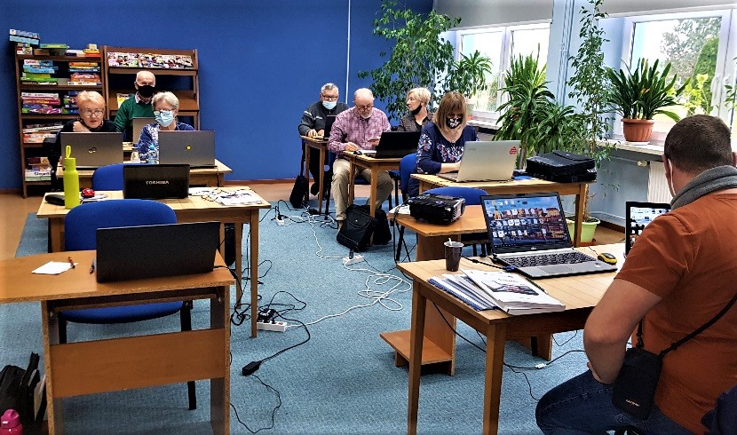 Bezpłatne szkolenie komputerowe „E-senior” 65+.